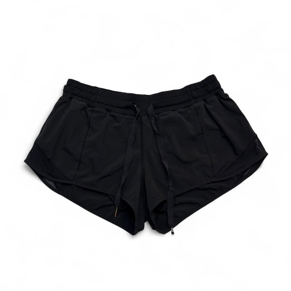 Black low rise Lululemon Shorts 2.5" size 6